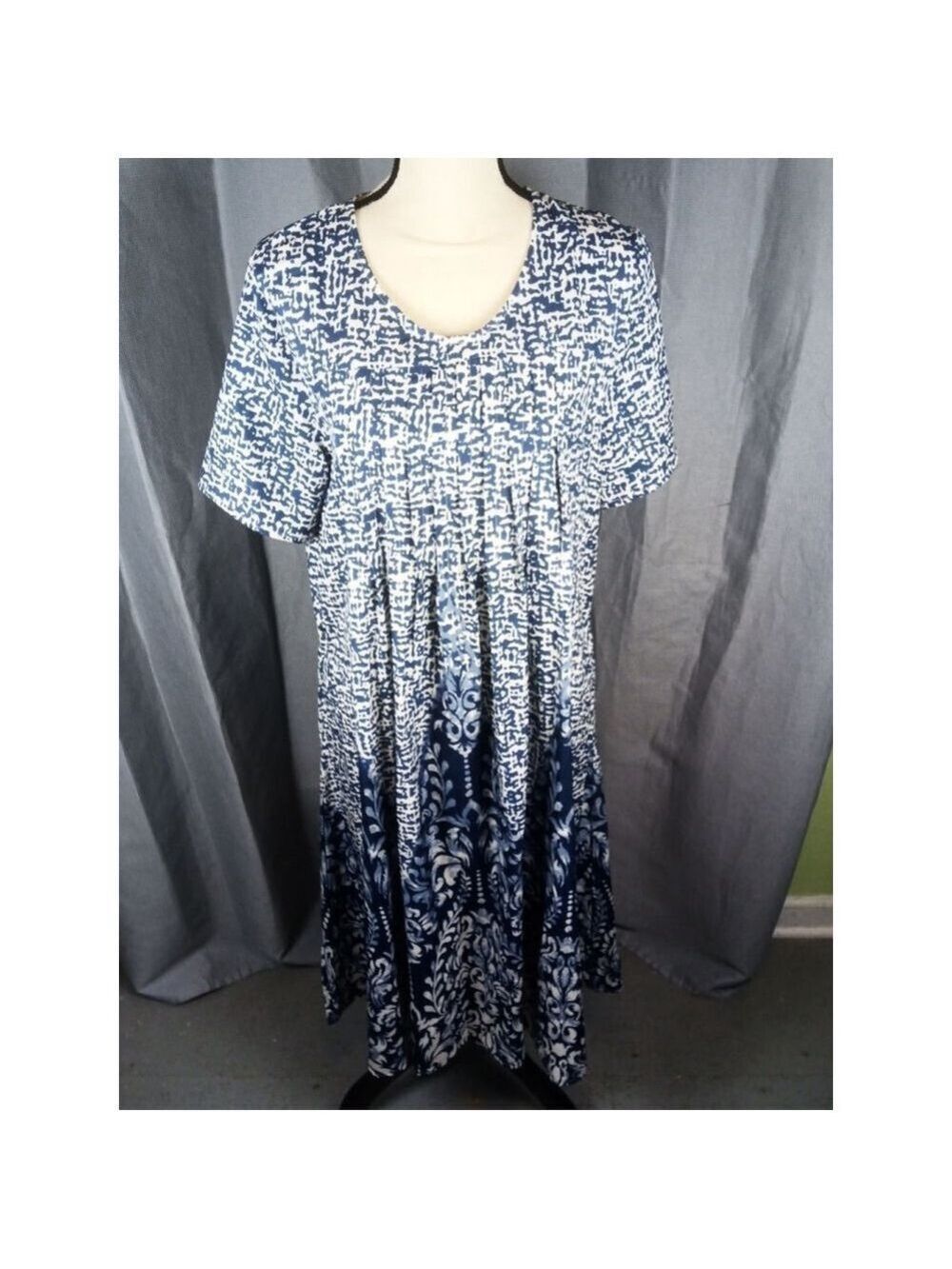 Women's Blue White Patterned Maxi Dress L